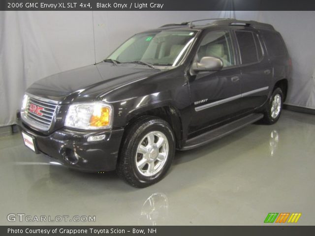 2006 GMC Envoy XL SLT 4x4 in Black Onyx