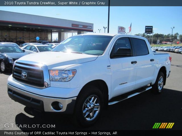 2010 Toyota Tundra CrewMax in Super White