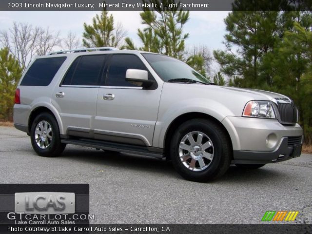 2003 Lincoln Navigator Luxury in Mineral Grey Metallic