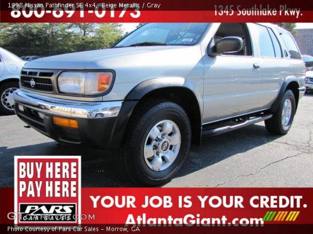 1998 Nissan Pathfinder SE 4x4 in Beige Metallic