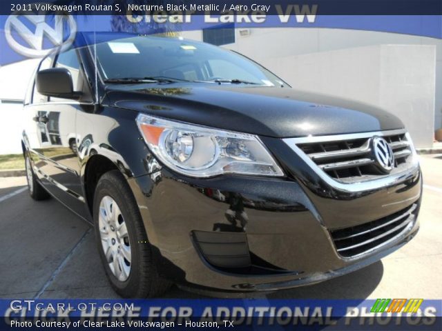2011 Volkswagen Routan S in Nocturne Black Metallic