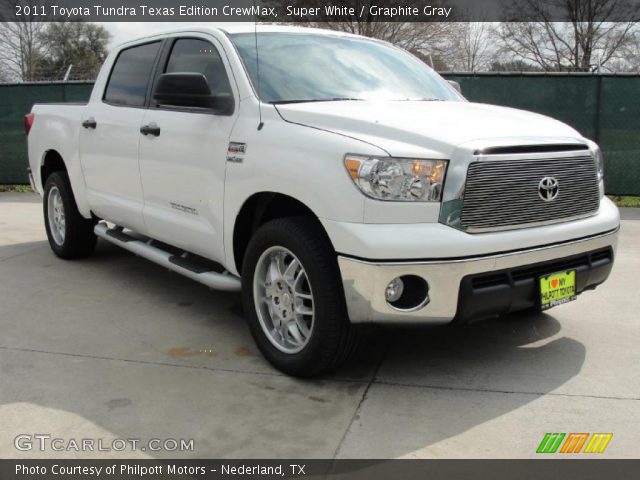 2011 Toyota Tundra Texas Edition CrewMax in Super White