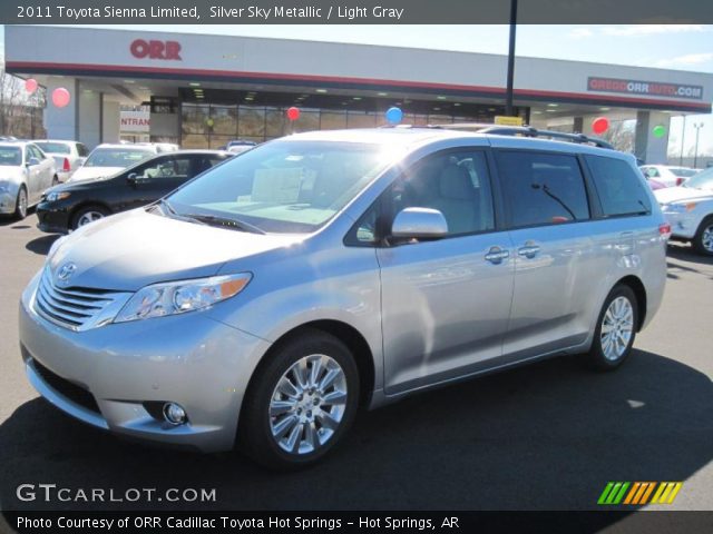2011 Toyota Sienna Limited in Silver Sky Metallic