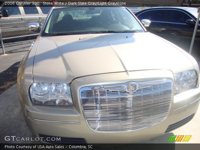 2006 Chrysler 300  in Stone White
