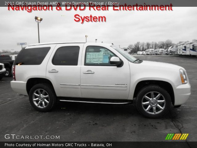 2011 GMC Yukon Denali AWD in White Diamond Tintcoat