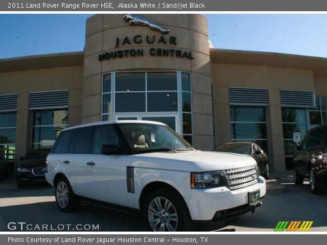 2011 Land Rover Range Rover HSE in Alaska White