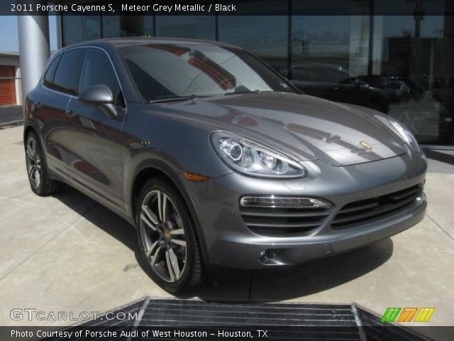 2011 Porsche Cayenne S in Meteor Grey Metallic