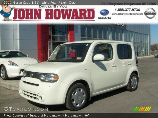 2011 Nissan Cube 1.8 S in White Pearl