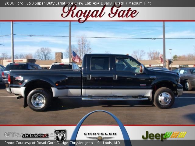 2006 Ford F350 Super Duty Lariat FX4 Crew Cab 4x4 Dually in Black