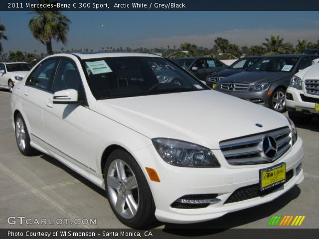 2011 Mercedes-Benz C 300 Sport in Arctic White