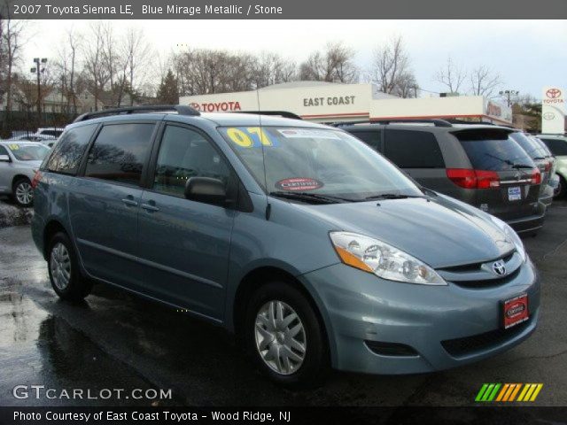 2007 Toyota Sienna LE in Blue Mirage Metallic