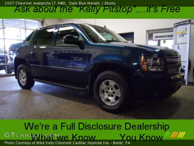 2007 Chevrolet Avalanche LT 4WD in Dark Blue Metallic