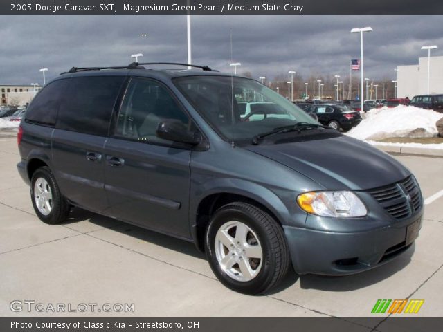 2005 Dodge Caravan SXT in Magnesium Green Pearl