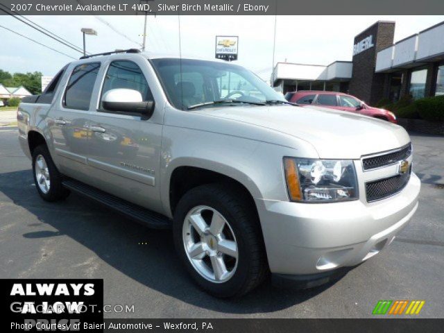 2007 Chevrolet Avalanche LT 4WD in Silver Birch Metallic