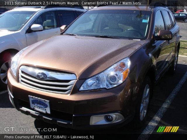 2011 Subaru Outback 2.5i Premium Wagon in Caramel Bronze Pearl