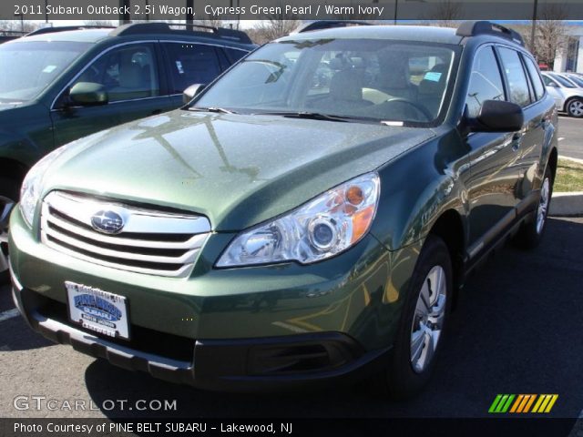 2011 Subaru Outback 2.5i Wagon in Cypress Green Pearl