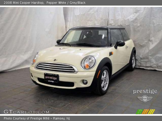 2008 Mini Cooper Hardtop in Pepper White