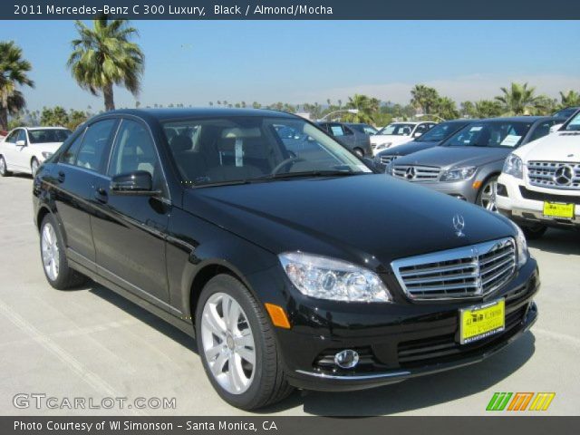 2011 Mercedes-Benz C 300 Luxury in Black