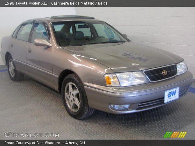 1998 Toyota Avalon XLS in Cashmere Beige Metallic