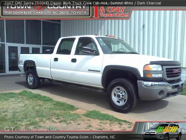 2007 GMC Sierra 2500HD Classic Work Truck Crew Cab 4x4 in Summit White