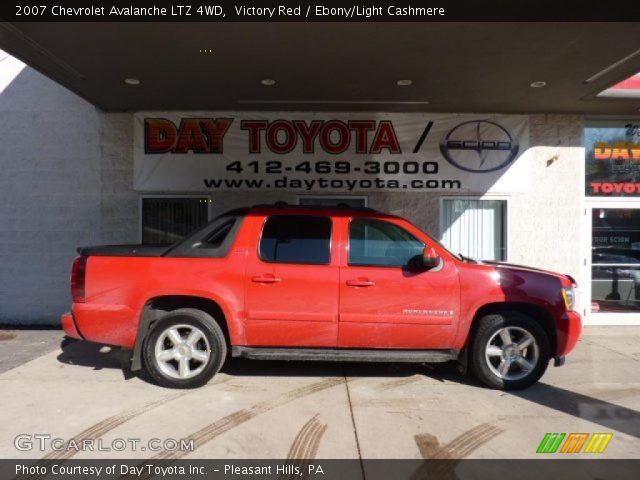 2007 Chevrolet Avalanche LTZ 4WD in Victory Red