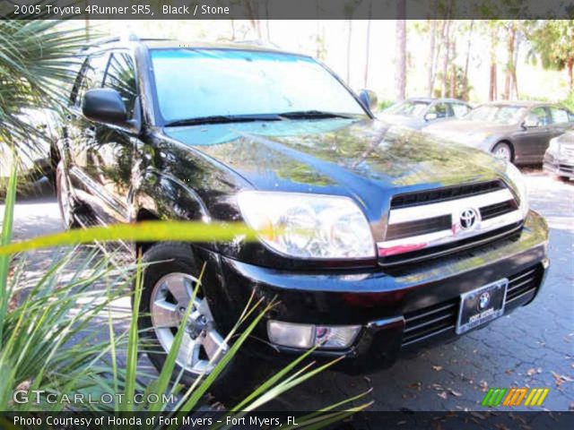 2005 Toyota 4Runner SR5 in Black