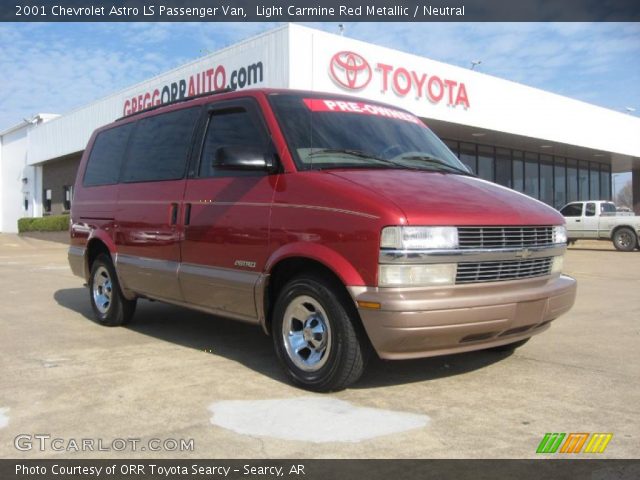 2001 Chevrolet Astro LS Passenger Van in Light Carmine Red Metallic