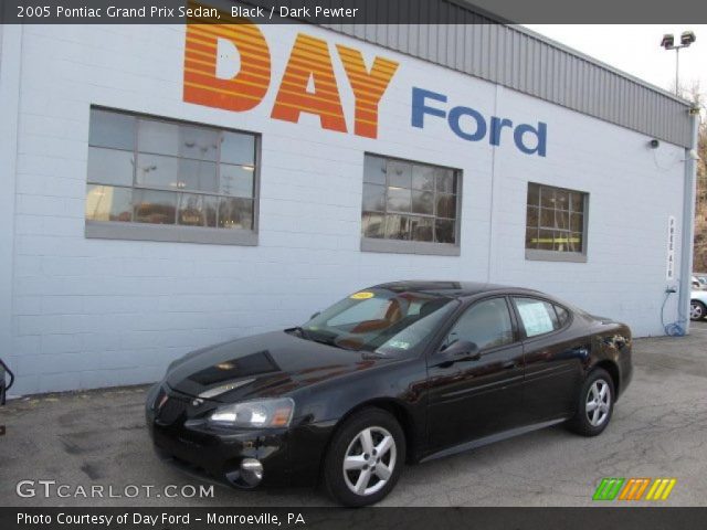 2005 Pontiac Grand Prix Sedan in Black