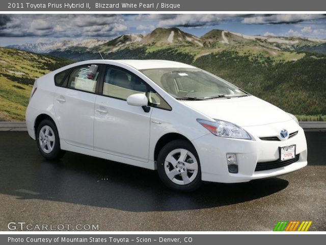 2011 Toyota Prius Hybrid II in Blizzard White Pearl