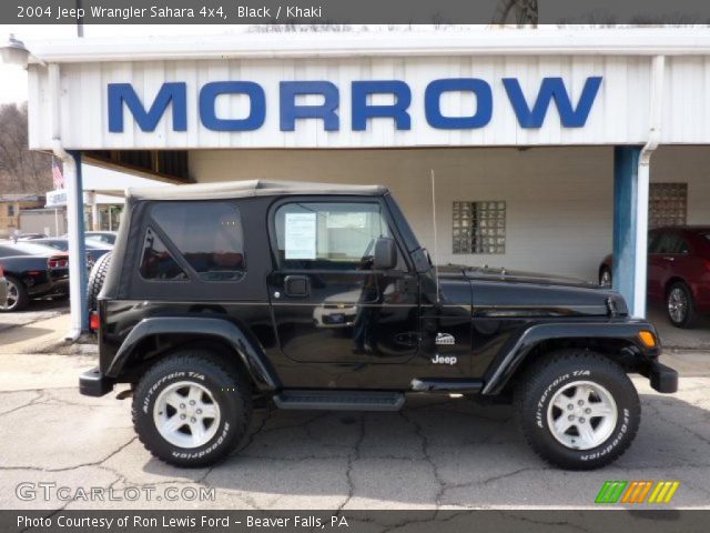 2004 Jeep Wrangler Sahara 4x4 in Black