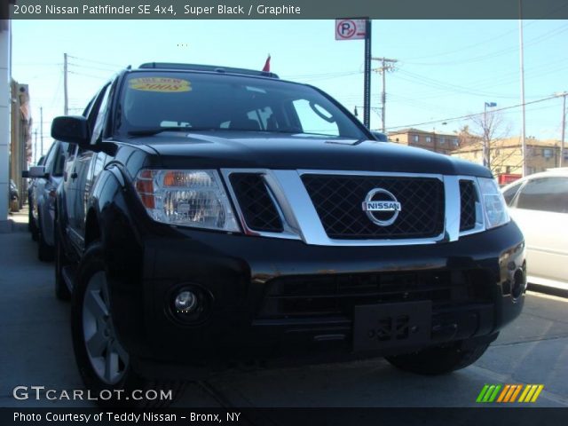 2008 Nissan Pathfinder SE 4x4 in Super Black