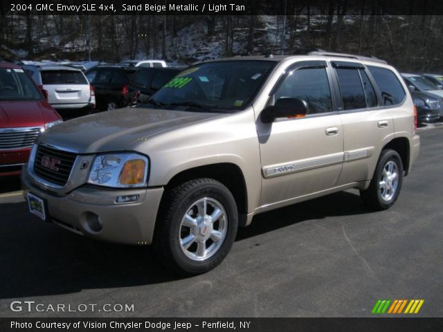 2004 GMC Envoy SLE 4x4 in Sand Beige Metallic