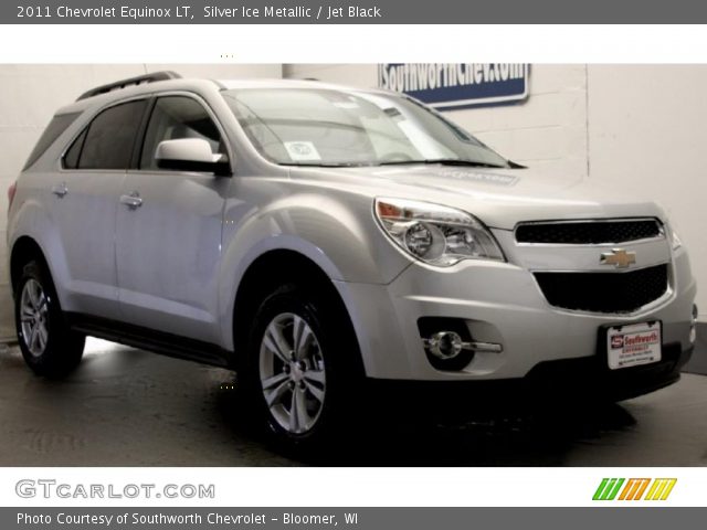 2011 Chevrolet Equinox LT in Silver Ice Metallic