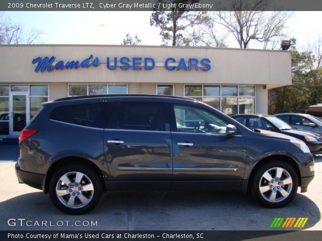 2009 Chevrolet Traverse LTZ in Cyber Gray Metallic