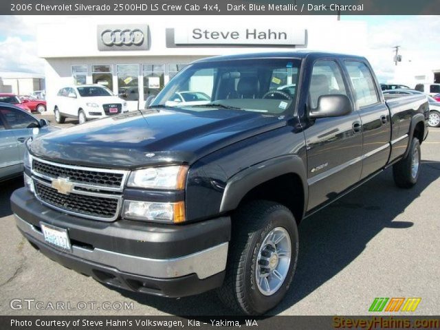 2006 Chevrolet Silverado 2500HD LS Crew Cab 4x4 in Dark Blue Metallic