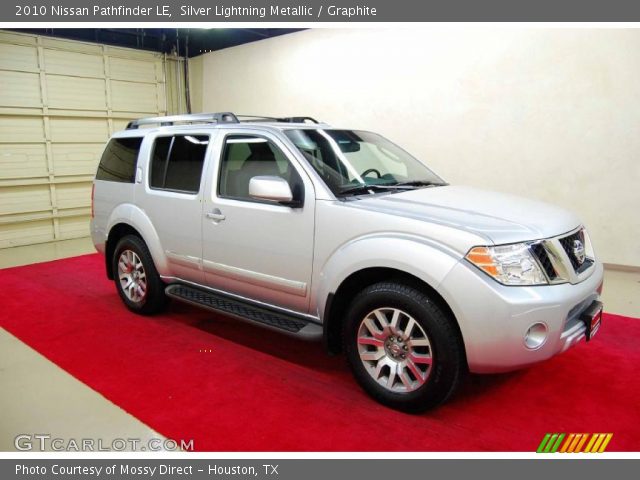 2010 Nissan Pathfinder LE in Silver Lightning Metallic