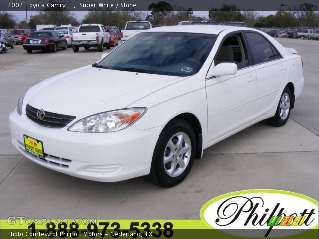 2002 Toyota Camry LE in Super White