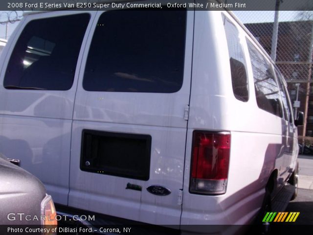 2008 Ford E Series Van E250 Super Duty Commericial in Oxford White