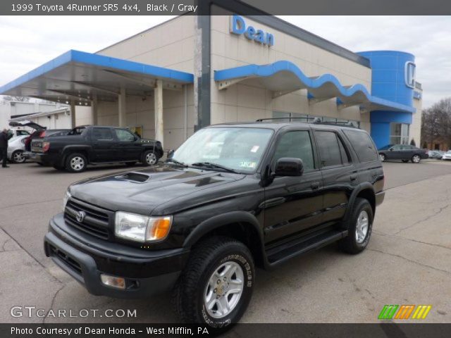 1999 Toyota 4Runner SR5 4x4 in Black