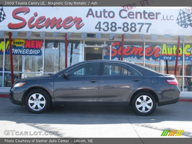 2009 Toyota Camry LE in Magnetic Gray Metallic