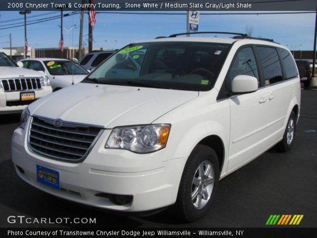2008 Chrysler Town & Country Touring in Stone White