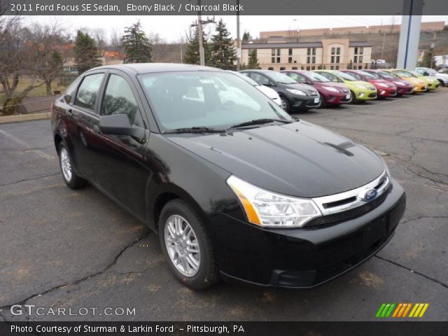 2011 Ford Focus SE Sedan in Ebony Black