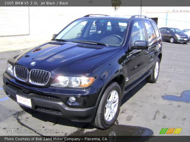 2005 BMW X5 3.0i in Jet Black