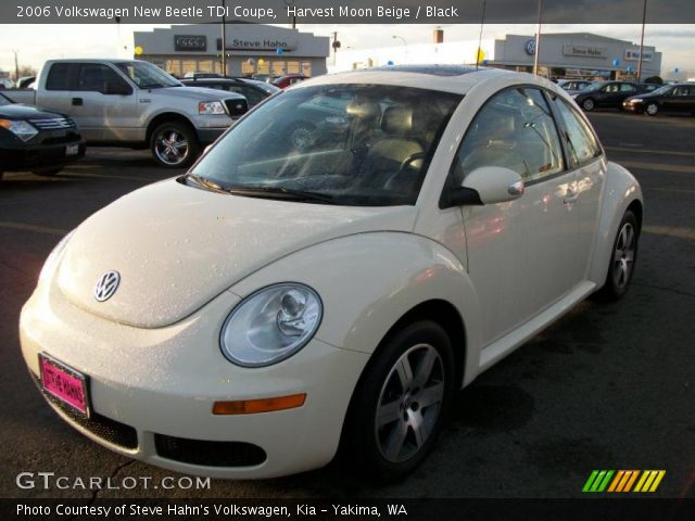 2006 Volkswagen New Beetle TDI Coupe in Harvest Moon Beige