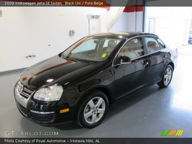 2009 Volkswagen Jetta SE Sedan in Black Uni