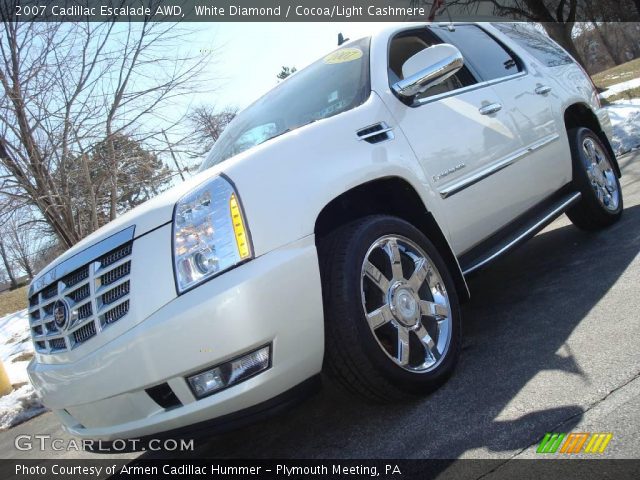 2007 Cadillac Escalade AWD in White Diamond