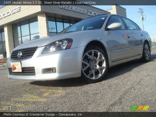 2005 Nissan Altima 3.5 SE in Sheer Silver Metallic