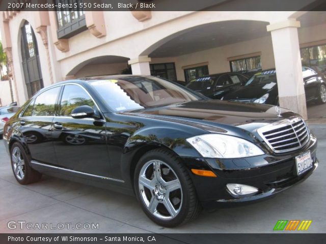 2007 Mercedes-Benz S 550 Sedan in Black
