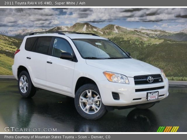 2011 Toyota RAV4 V6 4WD in Super White