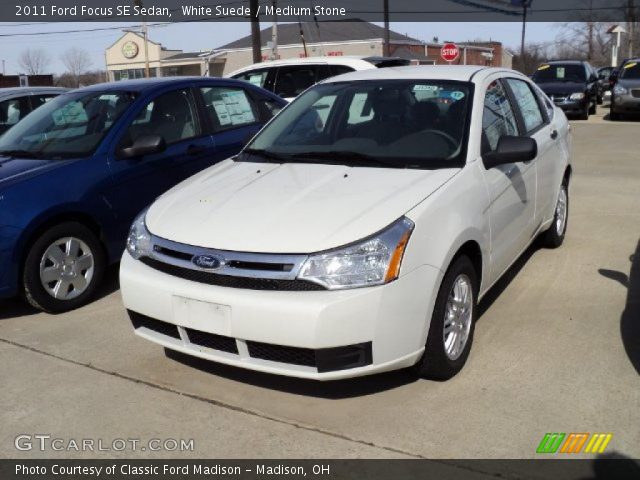 2011 Ford Focus SE Sedan in White Suede
